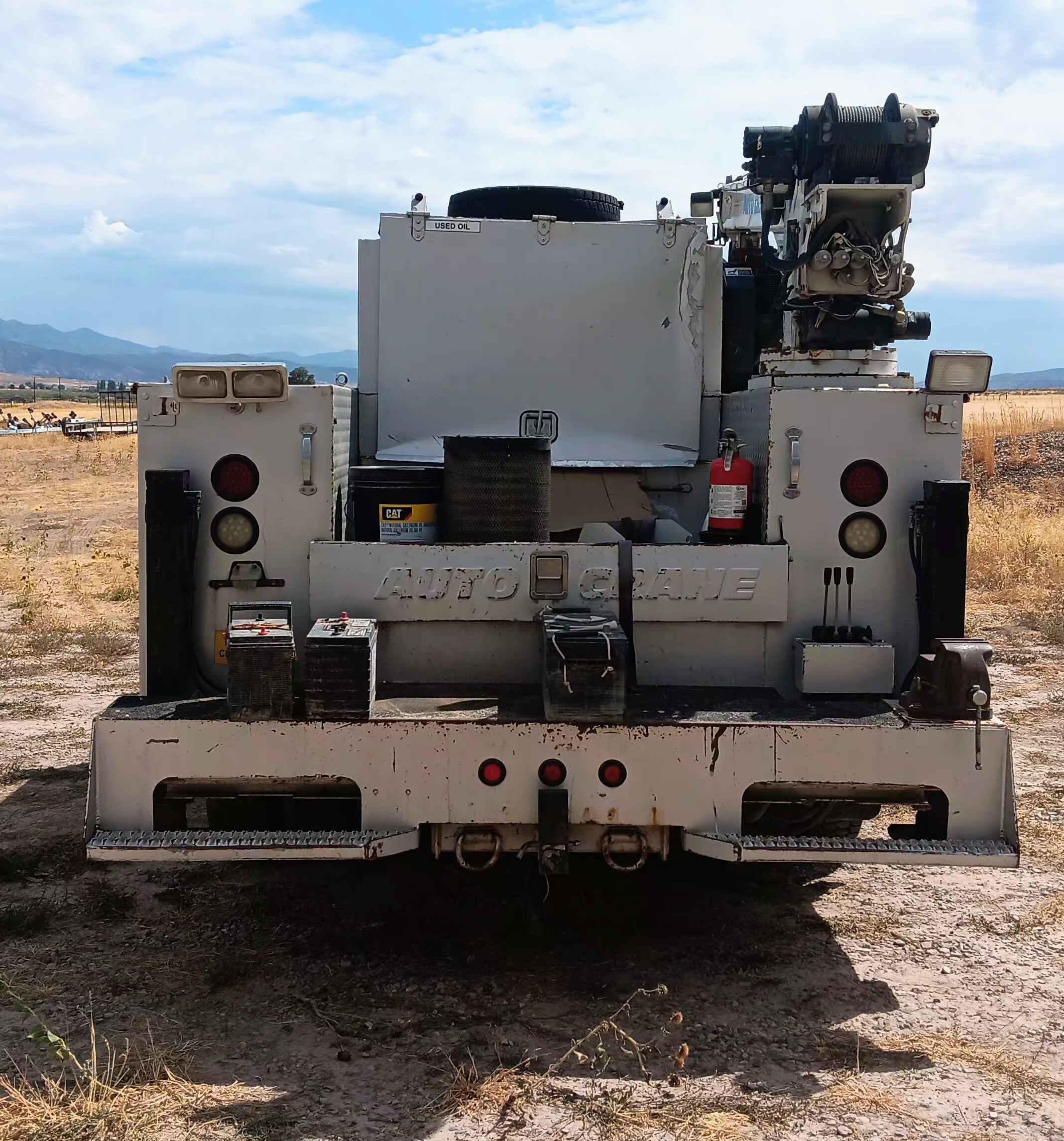 2015 FORD F-550 - Image 6